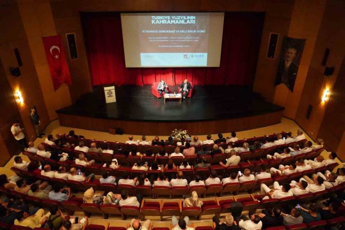 15 Temmuz Darbe Girişimi Farklı Görüş Açılarıyla Ele Alındı