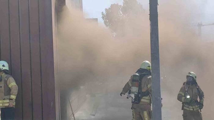 Beyoğlu’nda Sanat Galerisinde Yangın