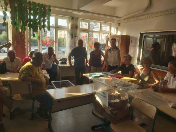 Didim Chp’de Merkez Mahalleler ’mavi’ Dedi