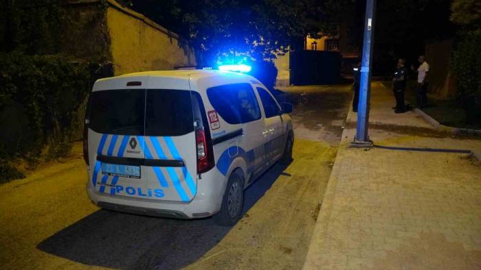 Kavgayı Ayırırken Pompalı Tüfekle Vuruldu