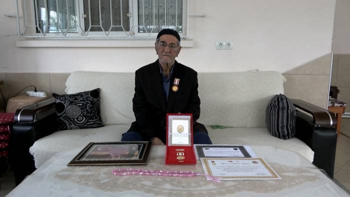 Babanın Yıllar Sonra Gelen Madalya Sevinci