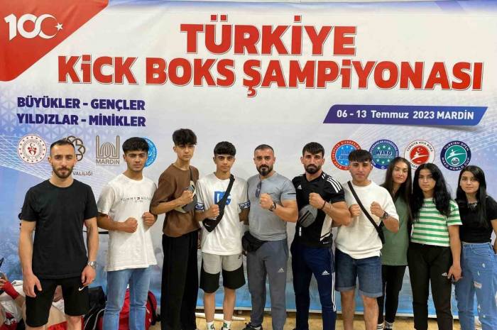 Kick Boks’ta Elazığ Rüzgarı