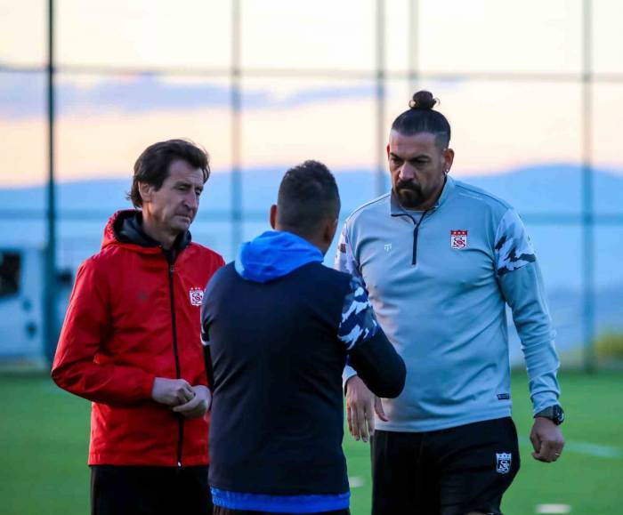Sivasspor’un 2. Etap Erzurum Kampı Başladı