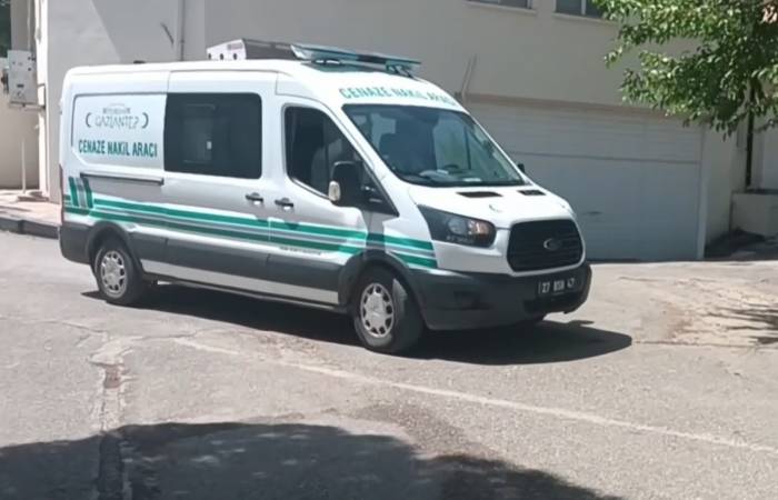 Kazada Ağır Yaralanan Kadın Kurtarılamadı