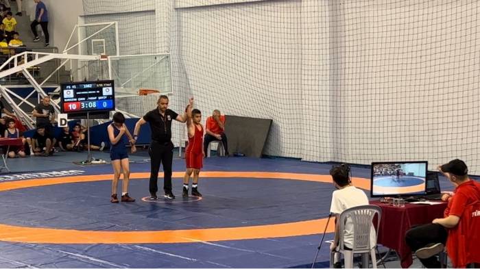 Tosyalı Genç Güreşçilere Milli Takım Daveti