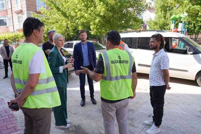 Hürriyet Mahallesindeki Çalışmaları Yerinde İnceledi