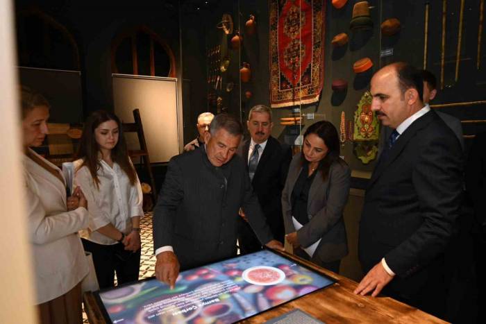 Başkan Altay: "dünyada Türk Belediyeciliğini Anlatmak Adına Önemli Bir Misyon Üstlendik"