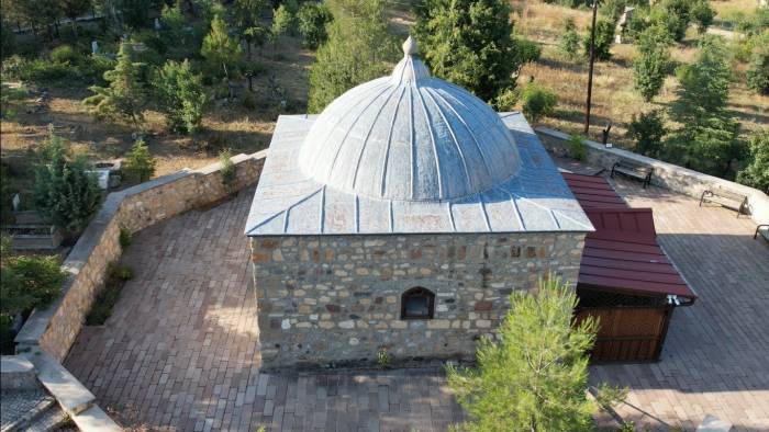 800 Yıllık Tapduk Emre Türbesi Ziyaretçilerini Bekliyor