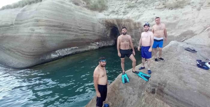 Van Gölü’nün Keşfedilmeyi Bekleyen Koylarına Dalış