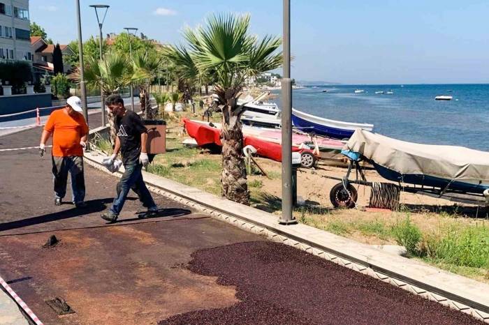 Çiftlikköy Sahilinde Bozulan Kesimler Yenilendi