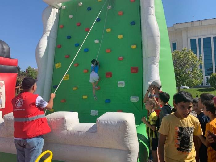 Pursaklar’da Şenlik Var