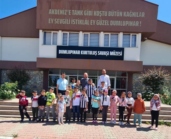 Dumlupınar Yaz Kur’an Kursu Öğrencileri Kurtuluş Savaşı Müzesinde