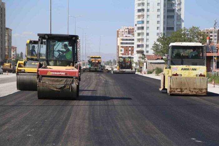 60 Milyon Tl’lik Yolda Sona Yaklaşıldı