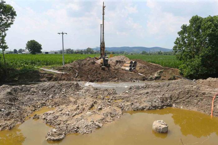 Tokmaklıdere Köprüsü Yenileniyor