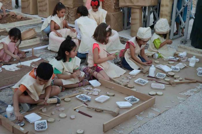 Şanlıurfalı Minik Arkeologlar İş Başında