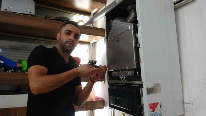 Serinlemek İçin Bulduğu Yöntemle Elektrik Faturasında Tasarruf Sağladı