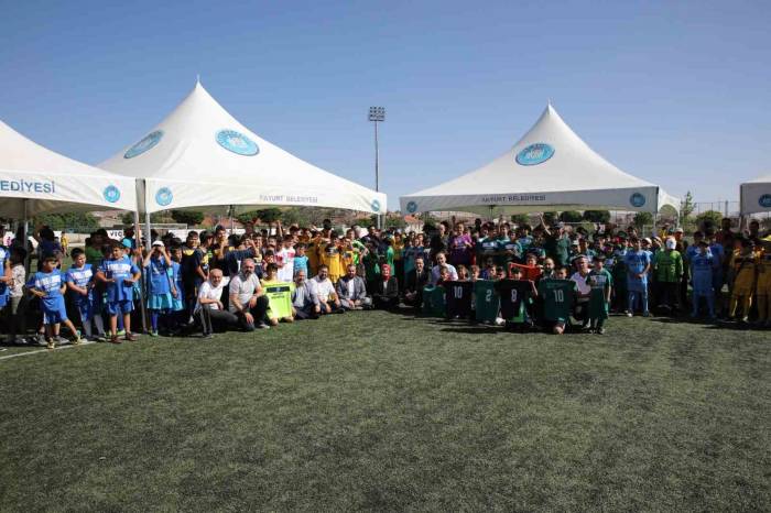 “camiden Sahaya” Futbol Turnuvası 10 Yaşında