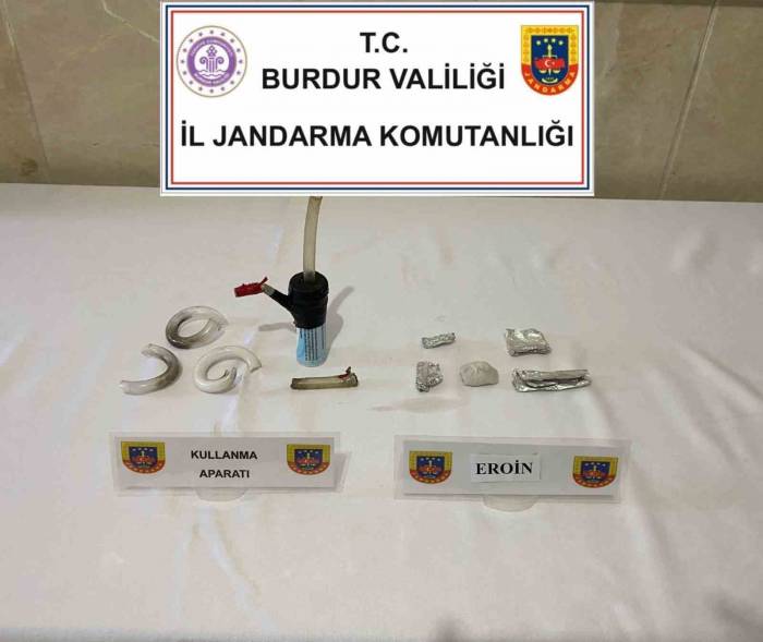 Burdur’da Jandarma Ekiplerinden Uyuşturucu Operasyonu: 1 Şahıs Tutuklandı