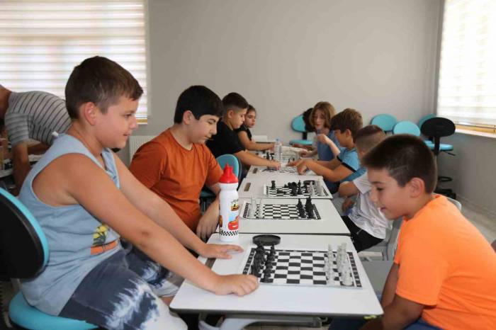 Edremit Belediyesi Yeni Yaz Kursları Başladı