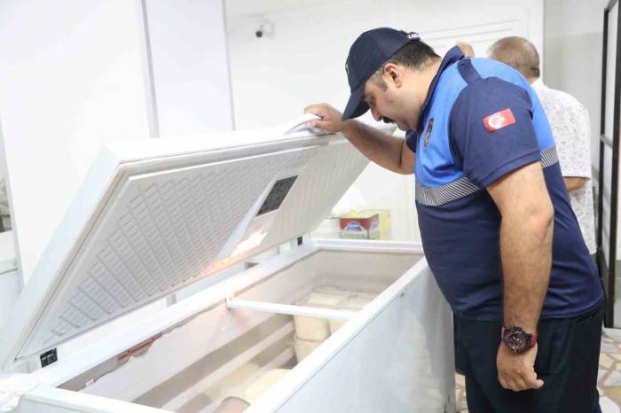 Gaziosmanpaşa’da Dondurma Üretim Ve Satış Noktaları Denetim Altında
