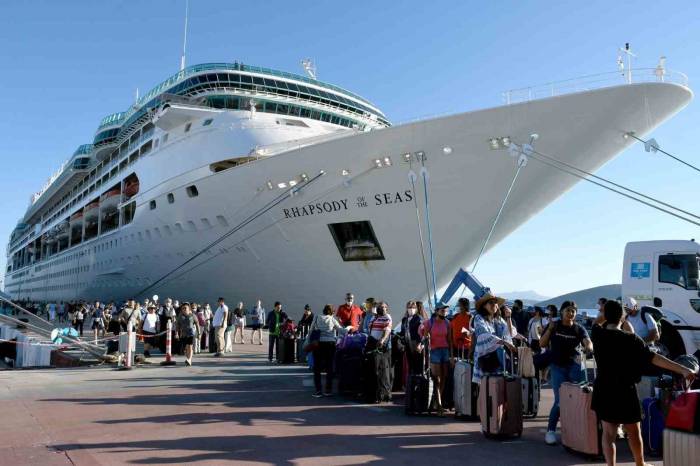 Kuşadası Kruvaziyer Turizminde Rekora Koşuyor