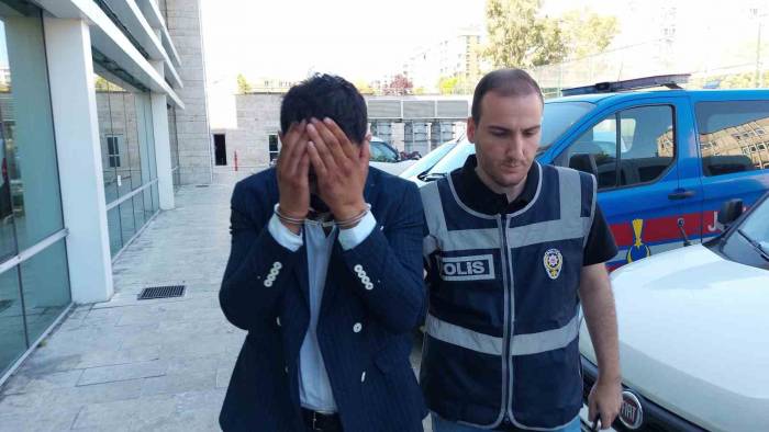 Barın Önünde Kazara Çarpıştığı Şahsı Tabancayla Yaraladı