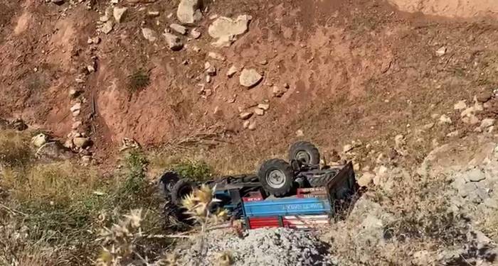 Siirt’te Tarım Aracı Devrildi: 2 Yaralı