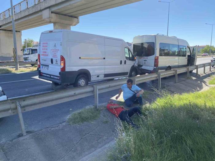 Ergene’de Trafik Kazası: İşçi Servisi Şoförü Yaralandı
