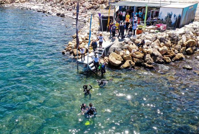 2. Van Denizi Yüzme Festivali Başladı
