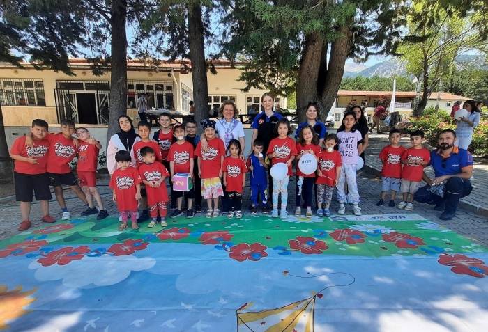 Benim Mahallem İle Cankurtaran Yaz Kampı Devam Ediyor