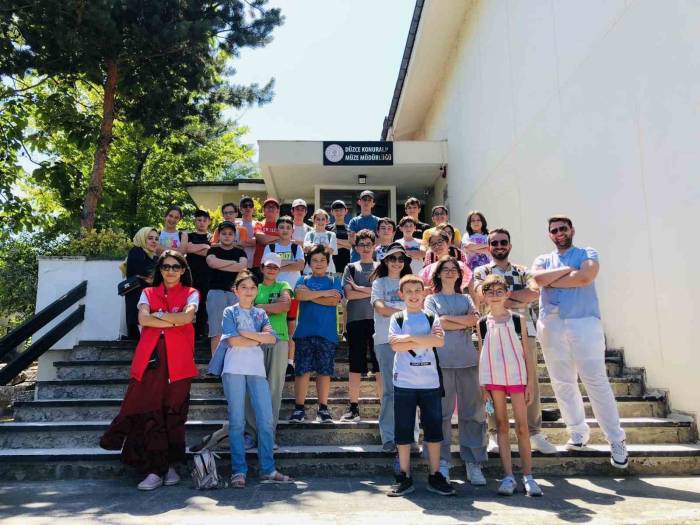 Öğrenciler Müze Ve Antik Kenti Gezdi