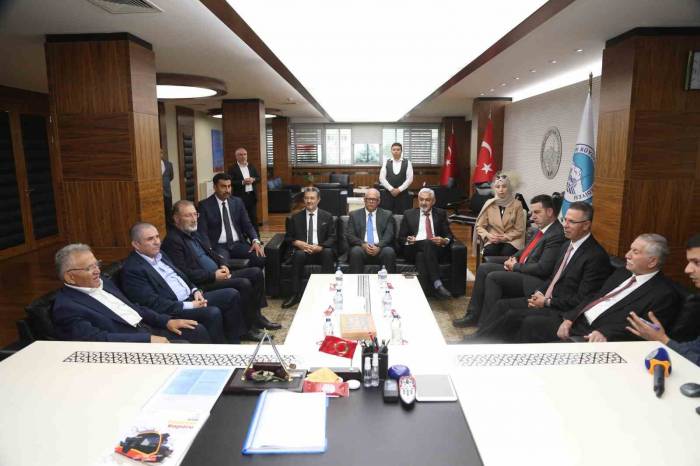 Filistin Büyükelçisi’nden Başkan Büyükkılıç’a Ziyaret