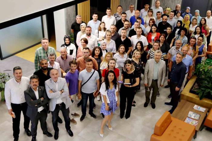 İnsan Kaynakları Uzmanları Kütahya Osb’de Bir Araya Geldi