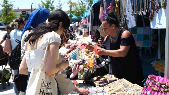Ormanya’da El Emeği Ürünler Görücüye Çıktı