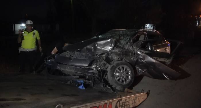 Muş’ta Hafif Ticari Araç İle Otomobil Çarpıştı: 1’i Bebek 8 Kişi Yaralandı