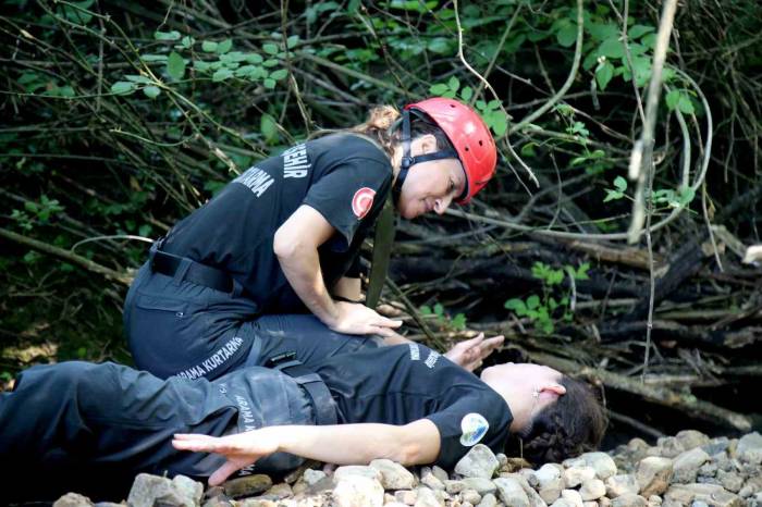 Sakarya Büyükşehir’in Afet Timinden Nefes Kesen Tatbikat