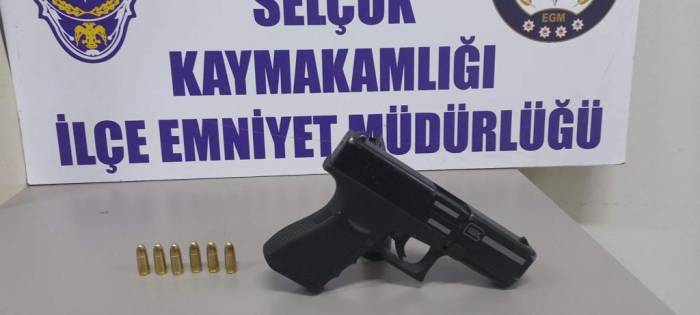 Selçuk Polisi İki Haftada 34 Şüpheliyi Yakaladı