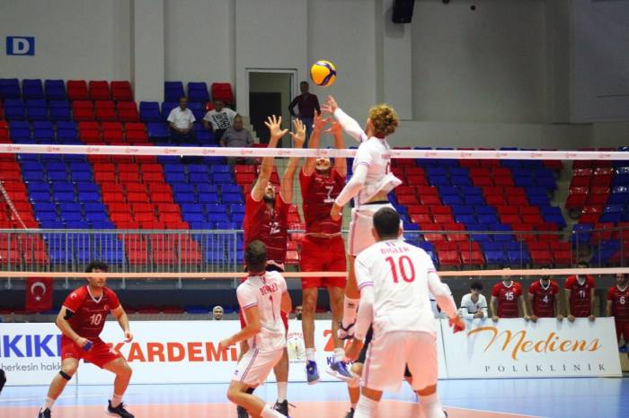 Türkiye Erkek Milli Takımı Adını Finale Yazdırdı