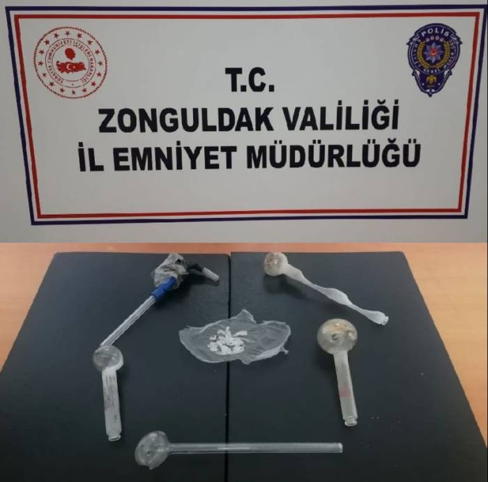 Polisin Denetiminde Uyuşturucu İle Yakalandılar