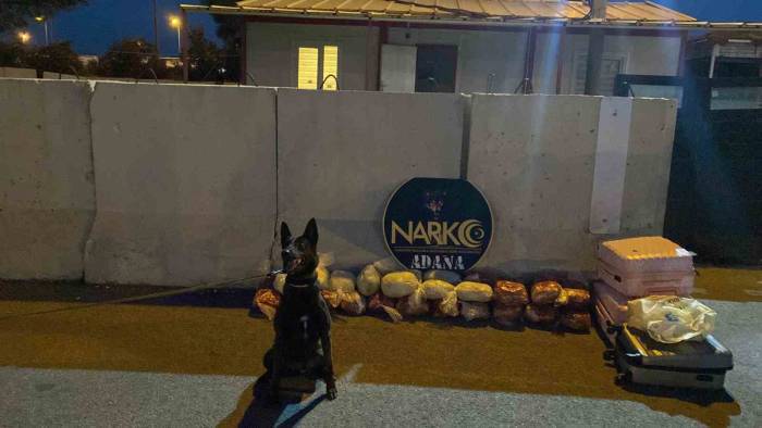 Biber Salçalı Ve Zeytinyağlı 27 Kilo Esrar Ele Geçirildi
