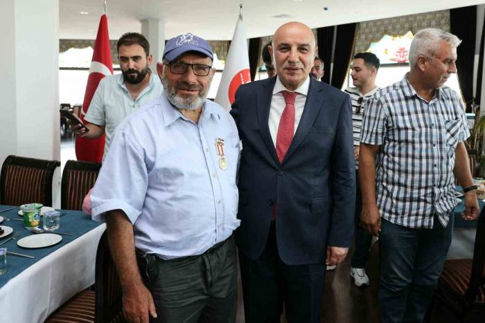 Keçiören’de Gaziler Onuruna Yemek Verildi