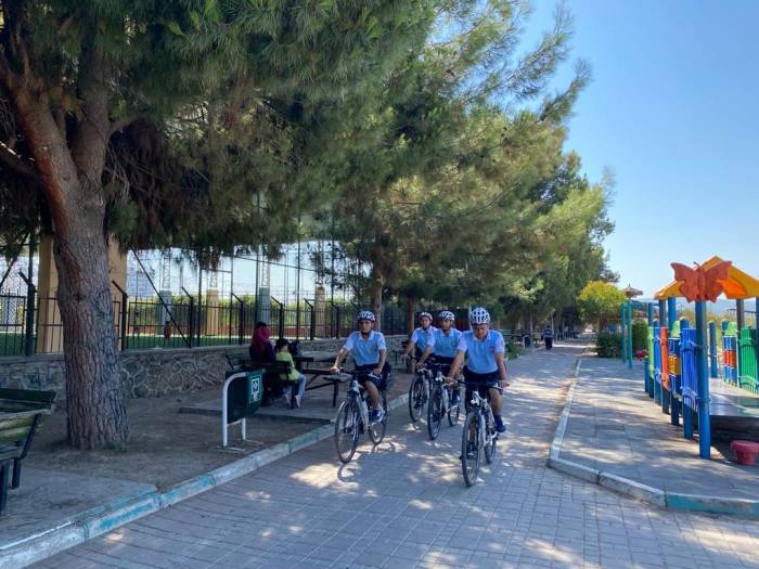 Osmaniye’de Bisikletli Polis Timi ’martılar’ Göreve Başladı