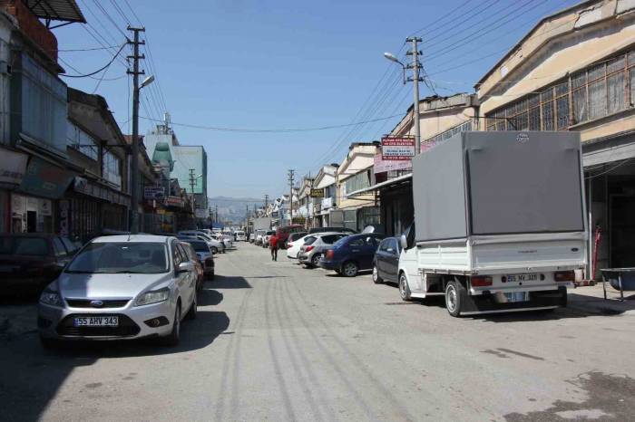 Bit Pazarına Nur Yağdı, Sanayi Esnafı Bayram Etti