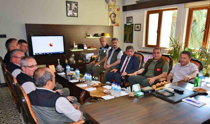 Tarım Ve Orman Bakan Yardımcısı Dr. Veysel Tiryaki Edremit’i Ziyaret Etti