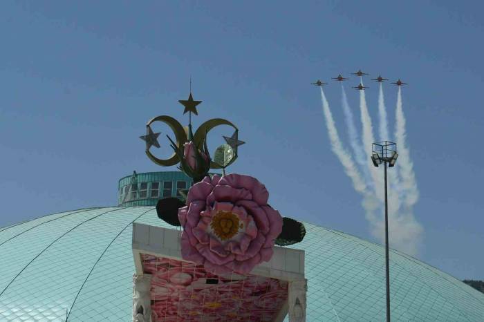 Türk Yıldızları Ekibi 6 Uçakla Isparta Semalarında Gösteri Yapacak