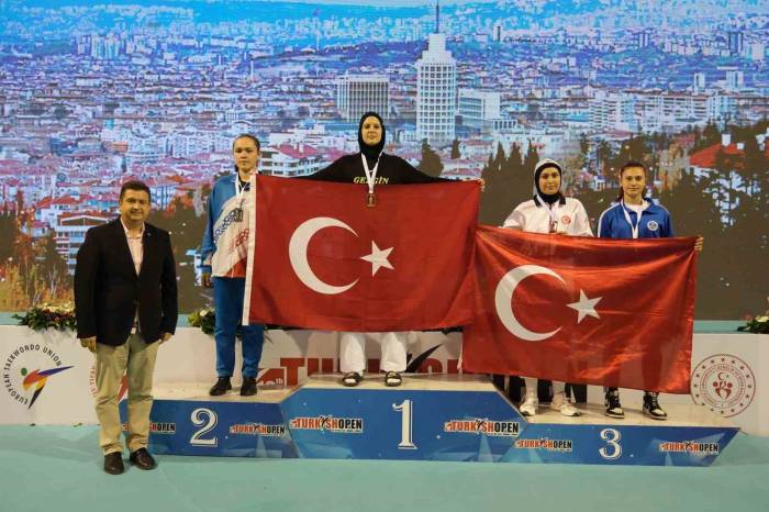 10. Uluslararası Türkiye Taekwondo Turnuvası’nda Milli Takım Seçmesine İsmini Yazdırdı