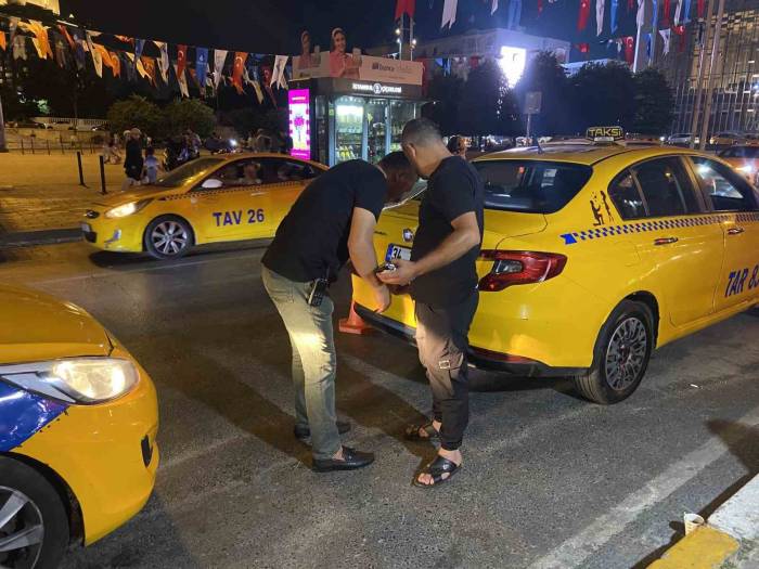 Beyoğlu’nda Ticari Taksilere Yönelik Uyuşturucu Madde Ve Alkol Denetimi