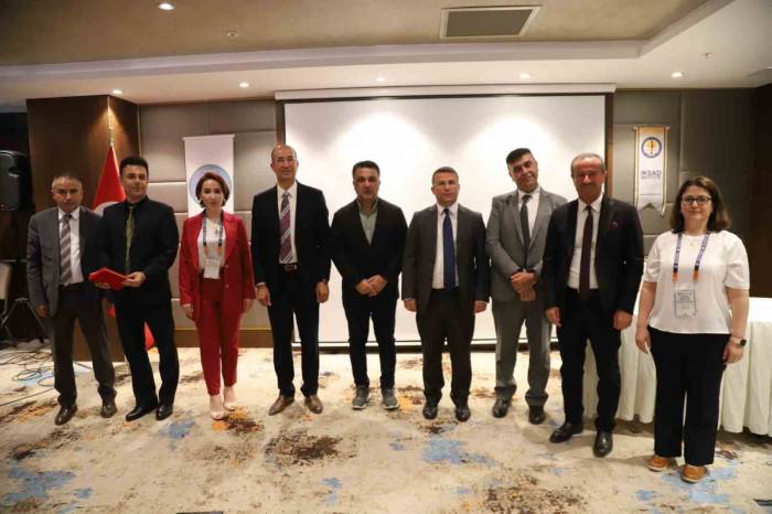 Hakkari’de 2. Uluslararası Kongresine Yoğun İlgi