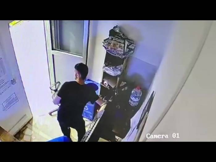Ümraniye’de Klima Ve Hoparlör Çalan Hırsız Polis Tarafından Yakalandı