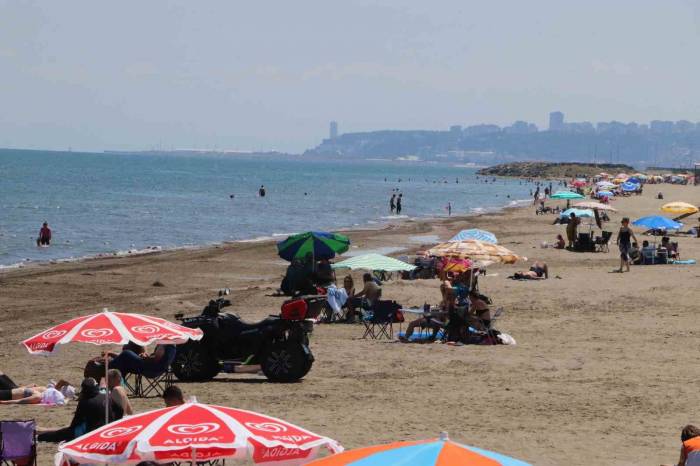 Samsun Plajları Hareketlendi